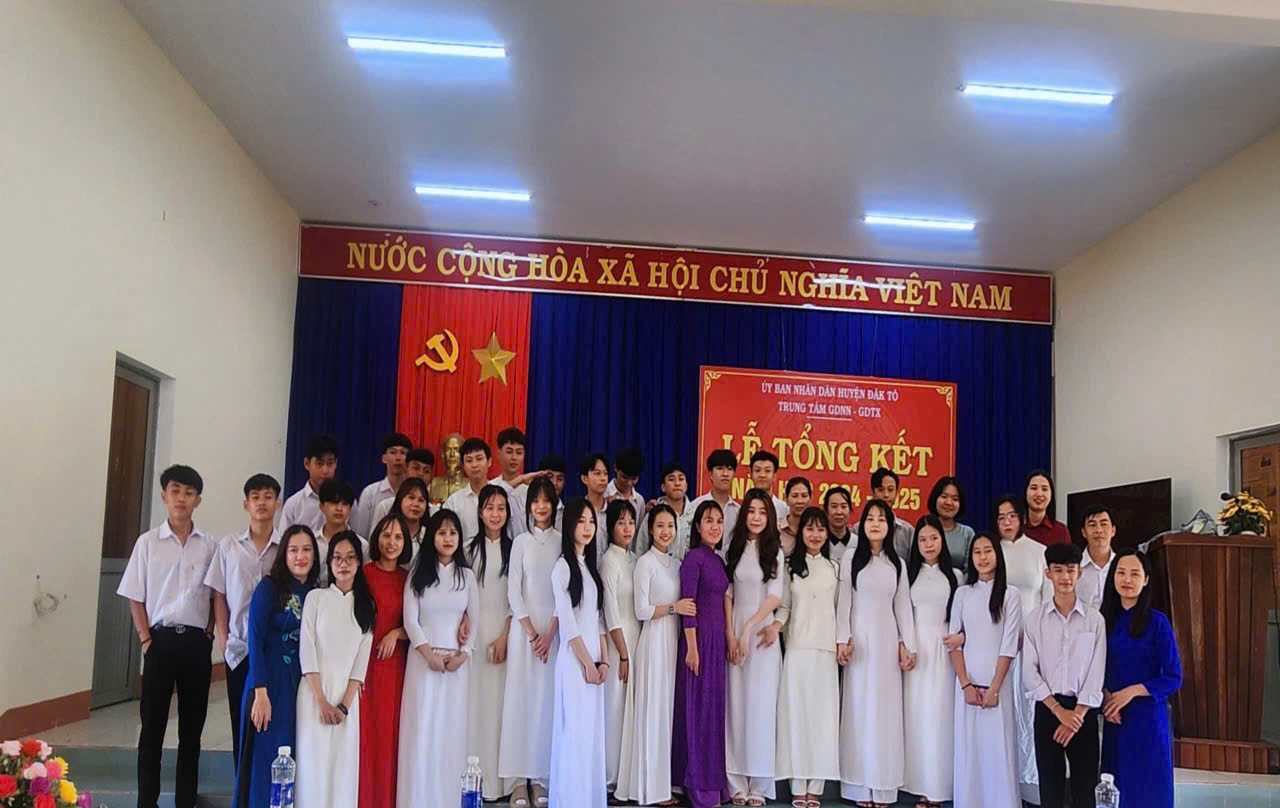 Trung tâm GDNN - GDTX huyện Đăk Tô tổ chức Lễ tổng kết năm học 2024 – 2025
